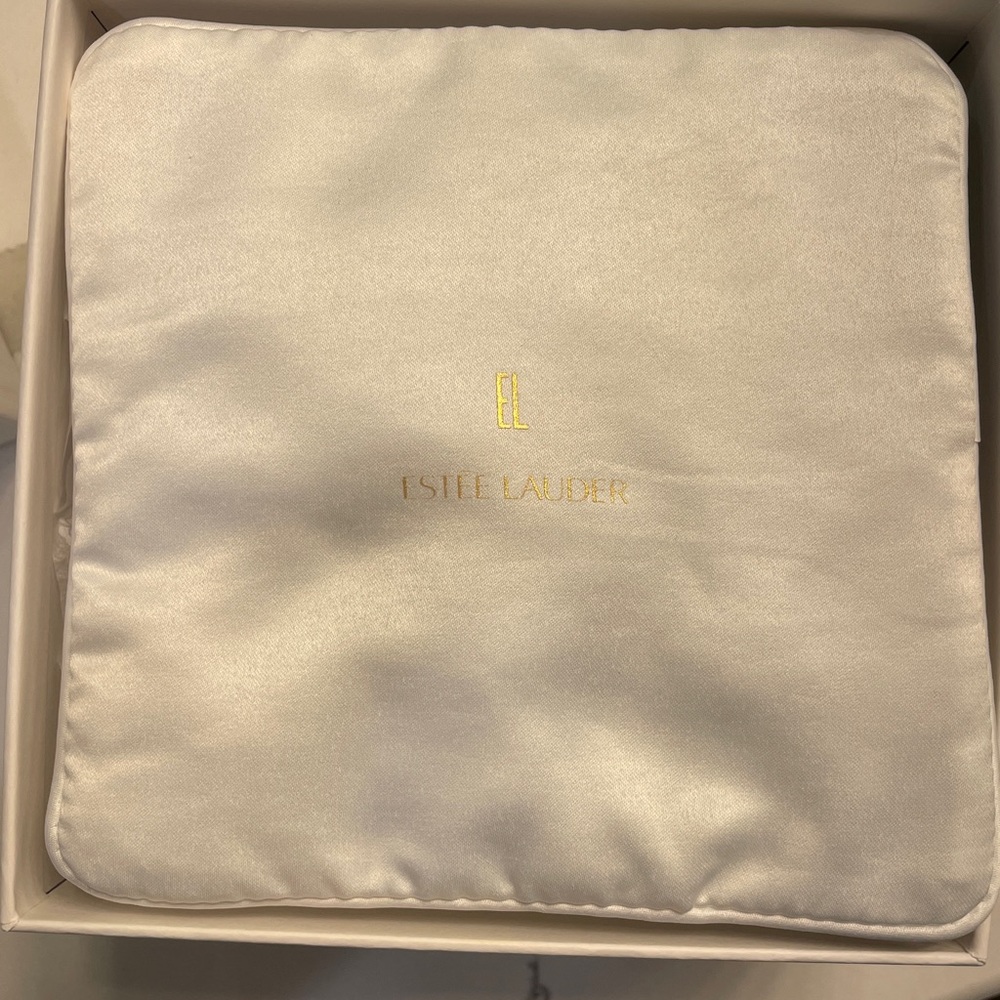 Estee Lauder Perfectly Clean Cleanser & Exfoliant Duo - Light Blue - Picture 2 of 4